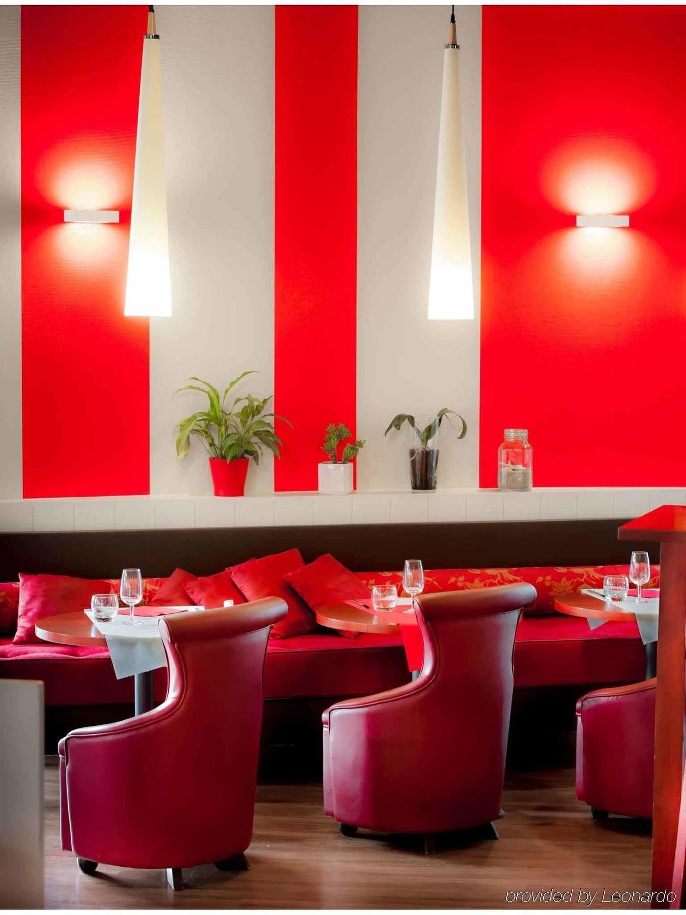 Отель Ibis Nantes Трейер Экстерьер фото