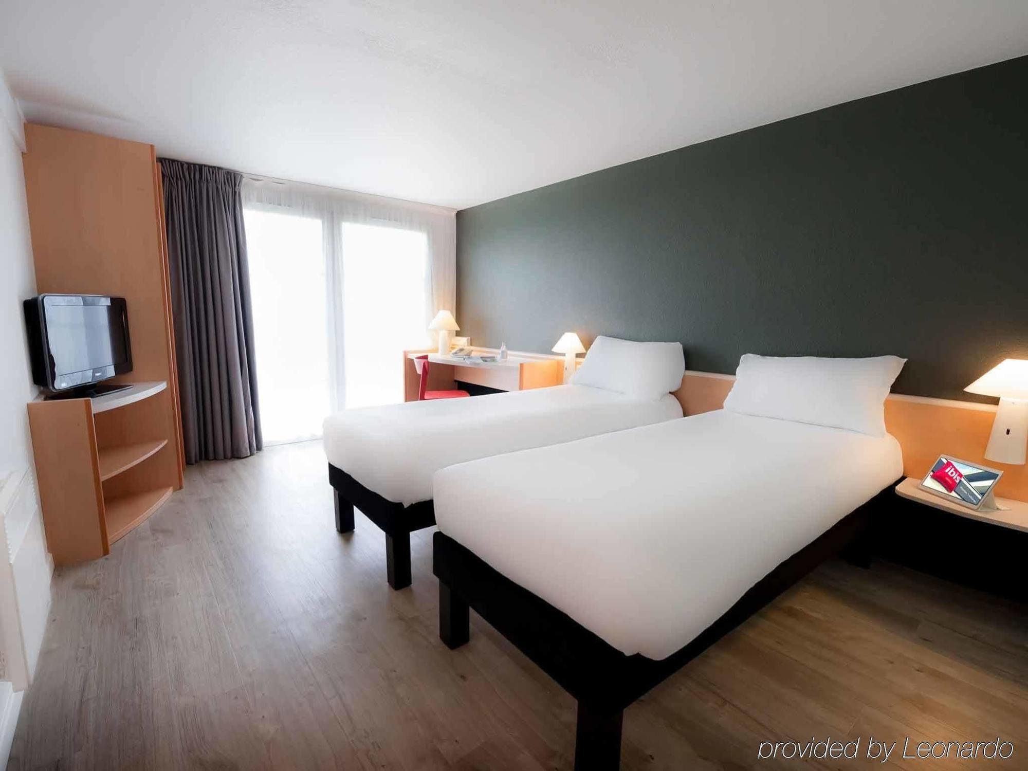 Отель Ibis Nantes Трейер Экстерьер фото
